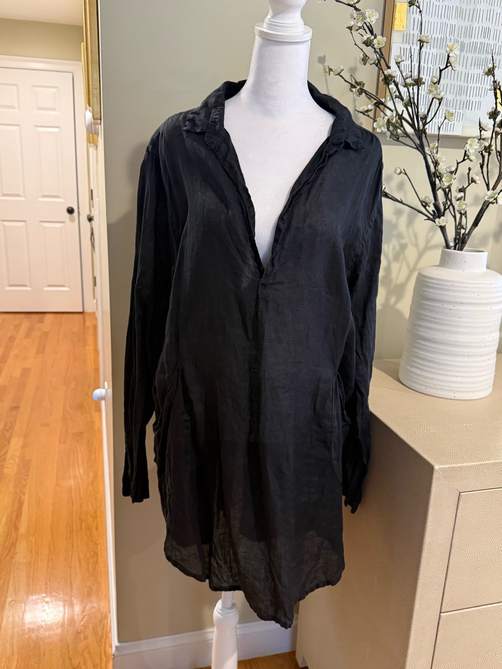 CP Shades Black Lightweight Linen Black Longline tunic / coverup M